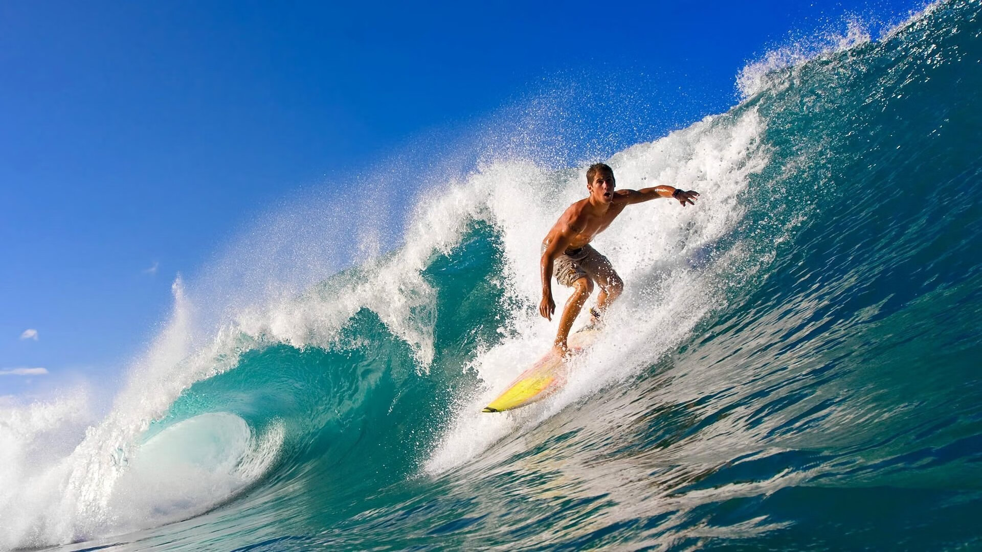 _网球比赛中的战术布局:从发球到接发策略_,网球比赛中发球的顺序